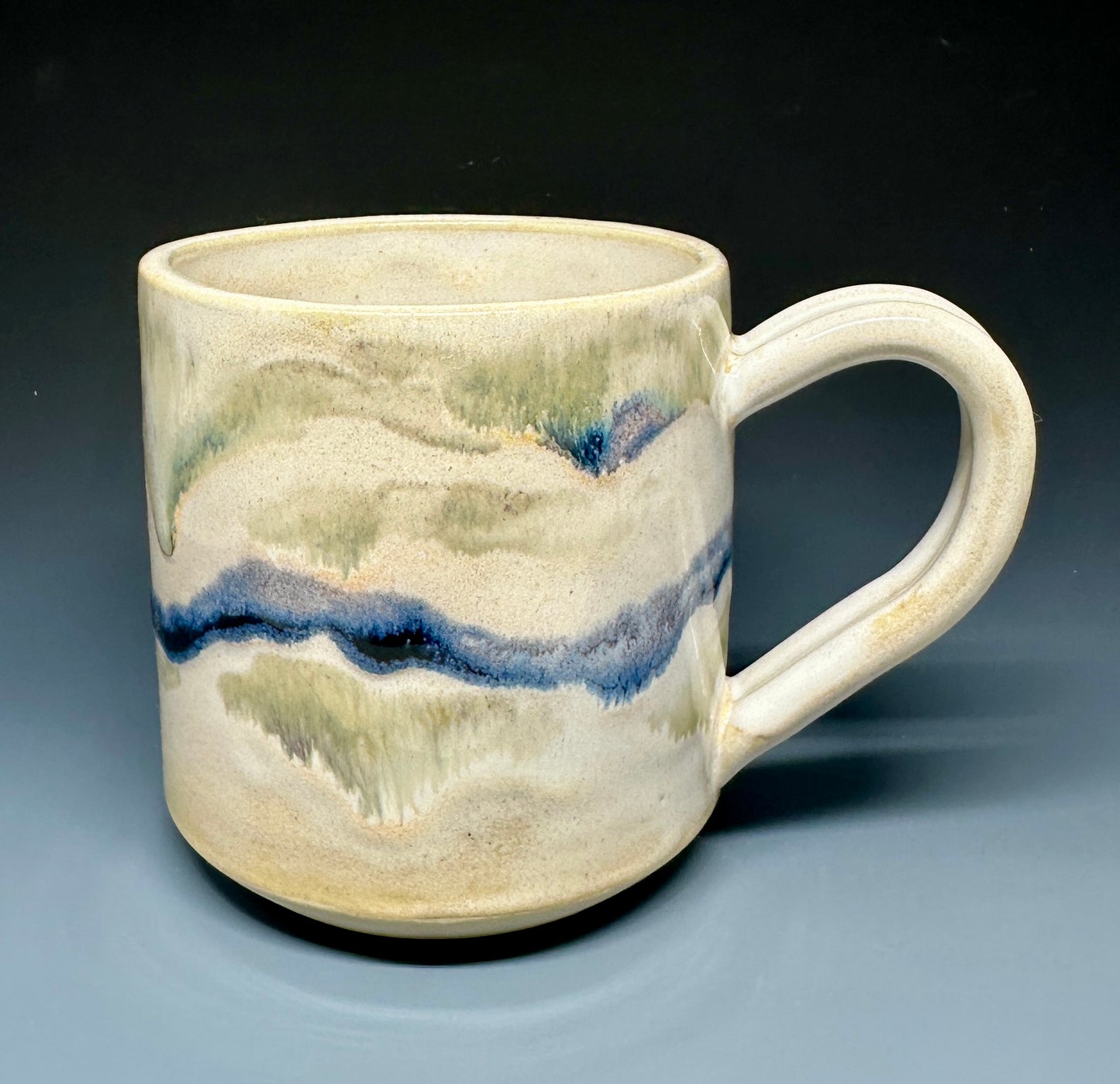 Cream Wavy Mug